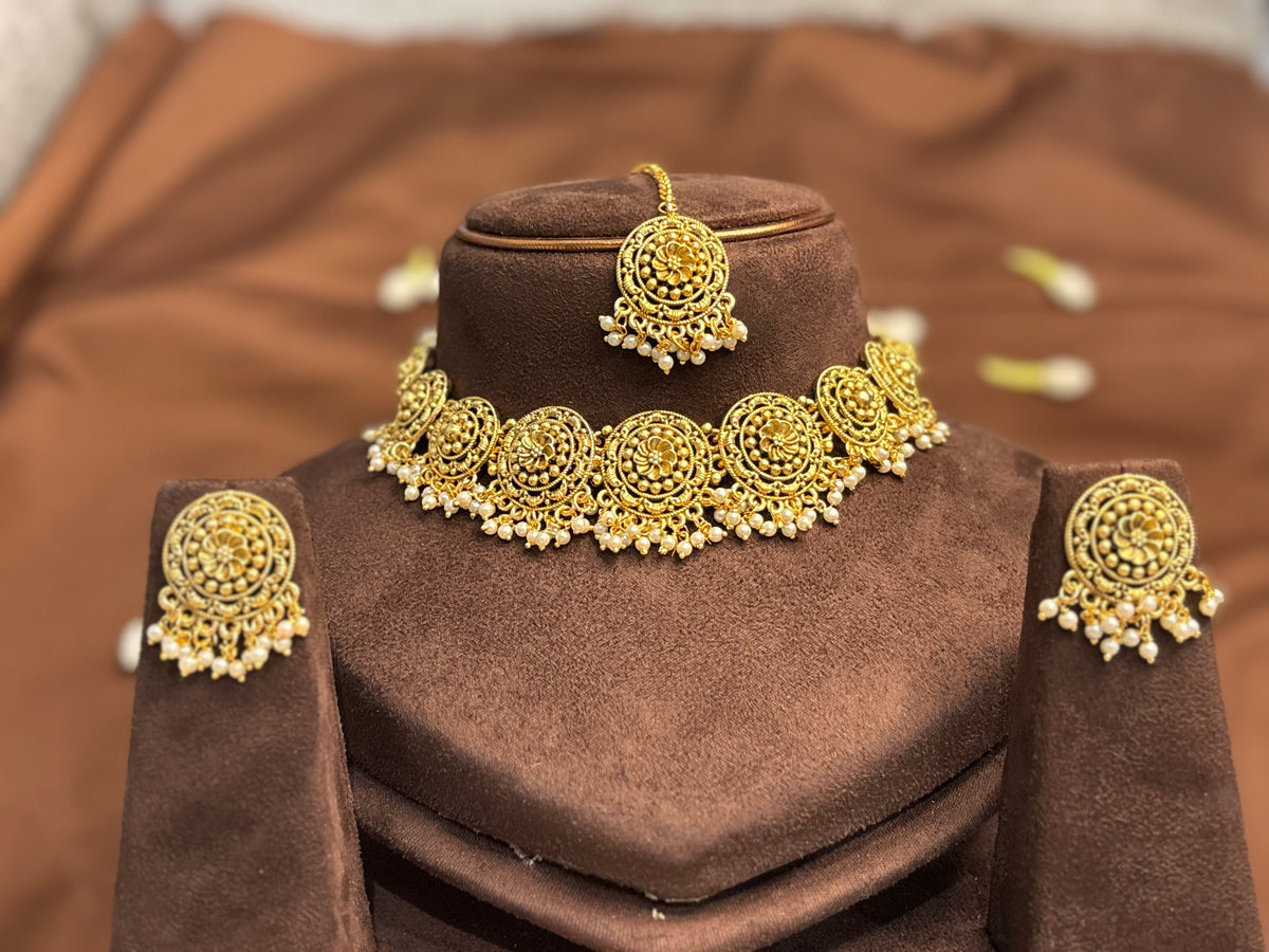 Gold Chakra Tikka & Necklace Set - RZ400