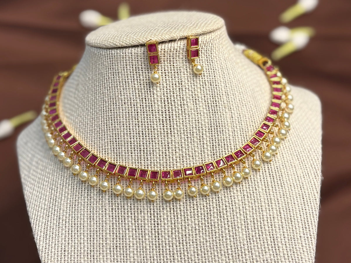 Ruby Aura Pearl Necklace Set - RZ402
