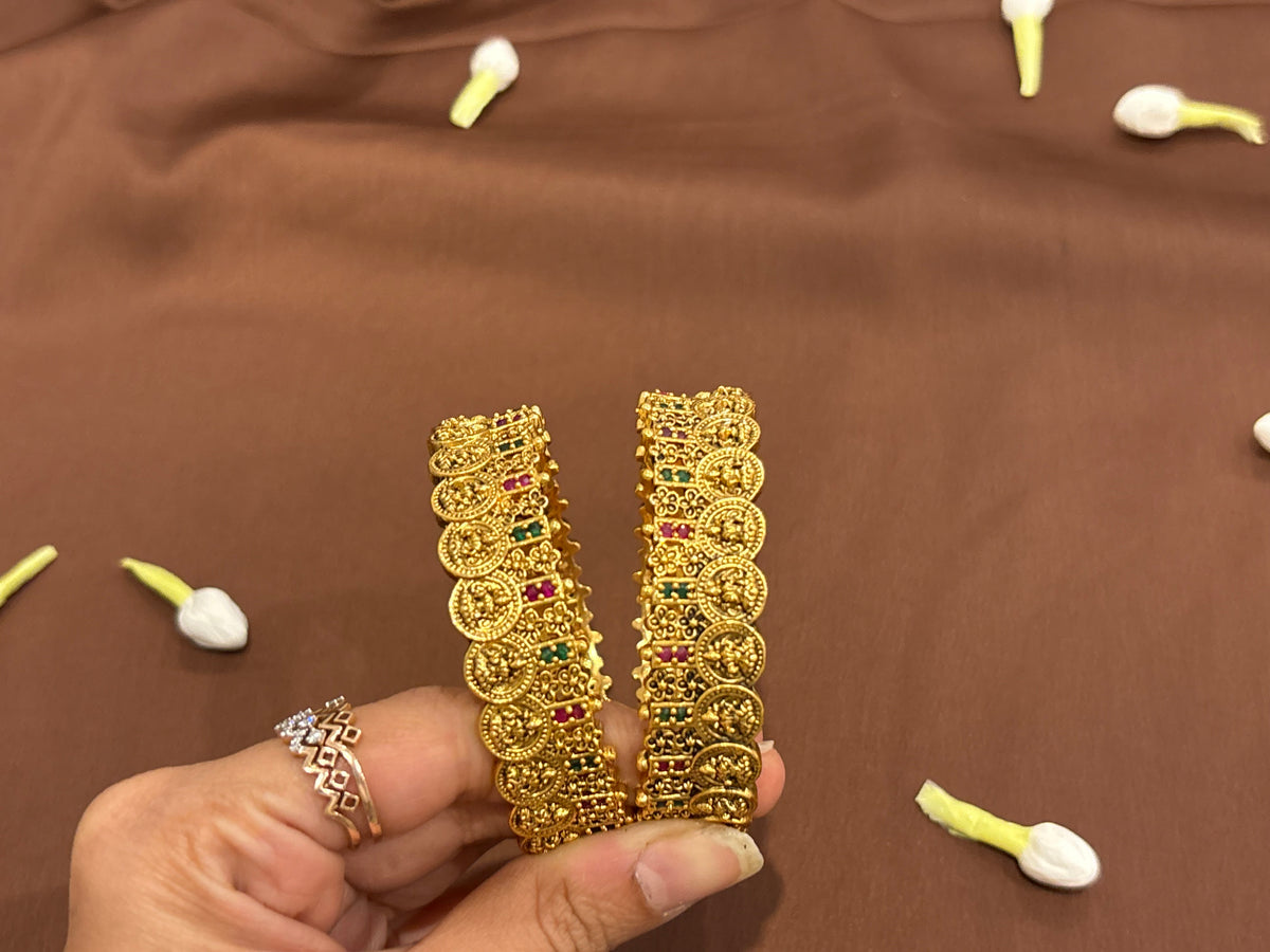 Gold Kaasu Bangles Set - RZ404