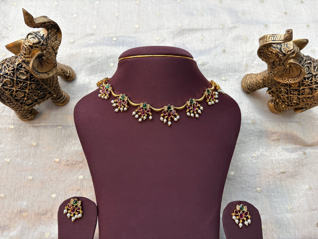 Lotus necklace set