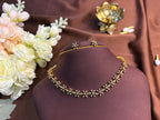 White Flowers Choker Set - RZ488B