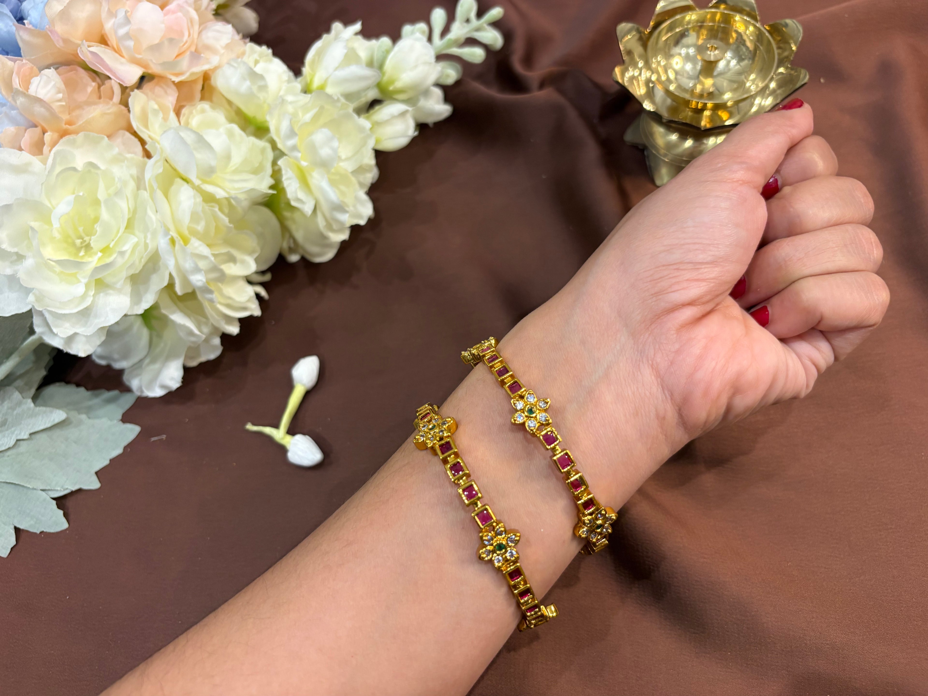 Ruby Square Bangles Set - RZ536