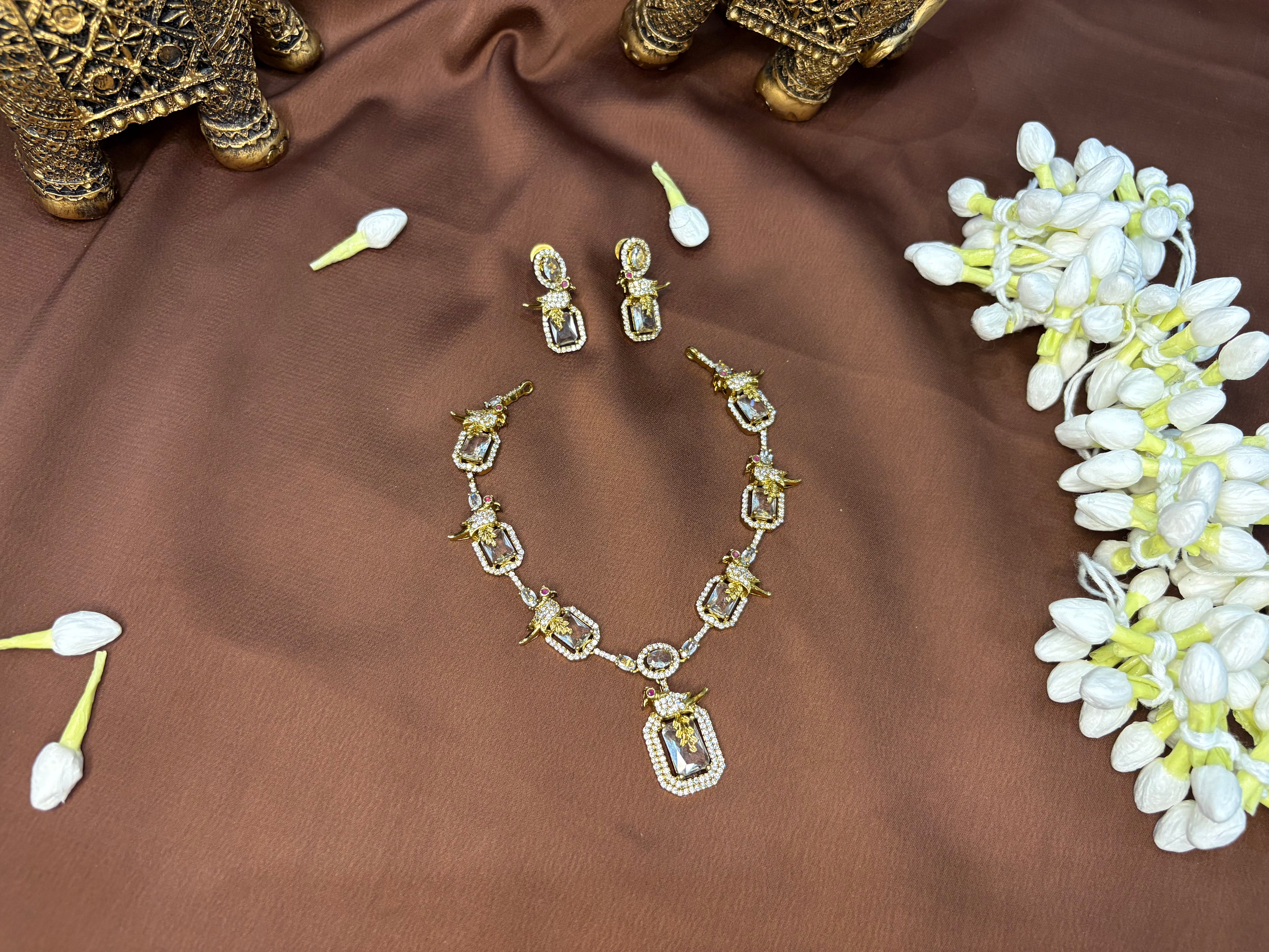 Dazzling Parrots Set - RZ560