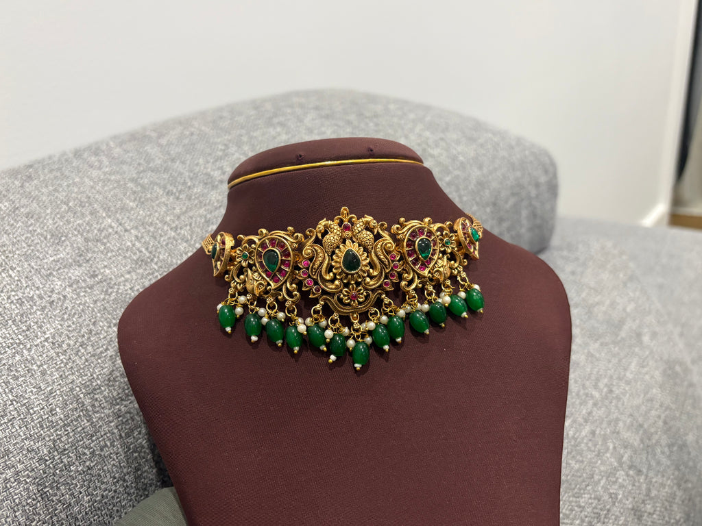 Antique Gold Chocker - RZ372