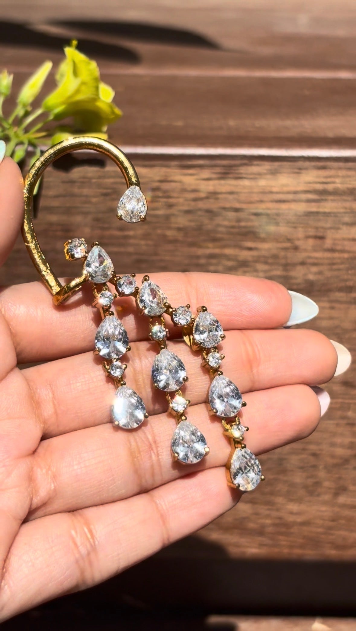 Solitaire Chandelier Earcuff - RZ636