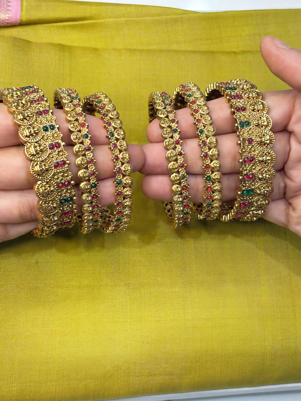 Bridal Kasu Bangles (Set of 6)  - RZ379