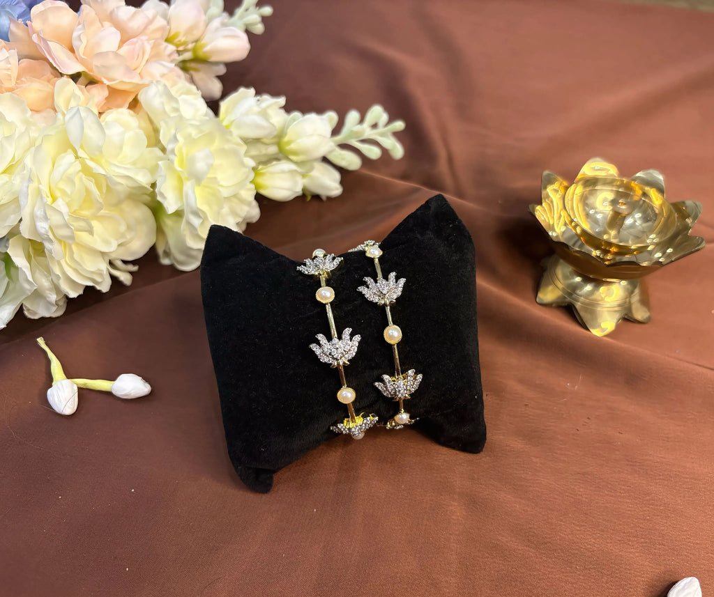 White Lotus Bangles Set - RZ538