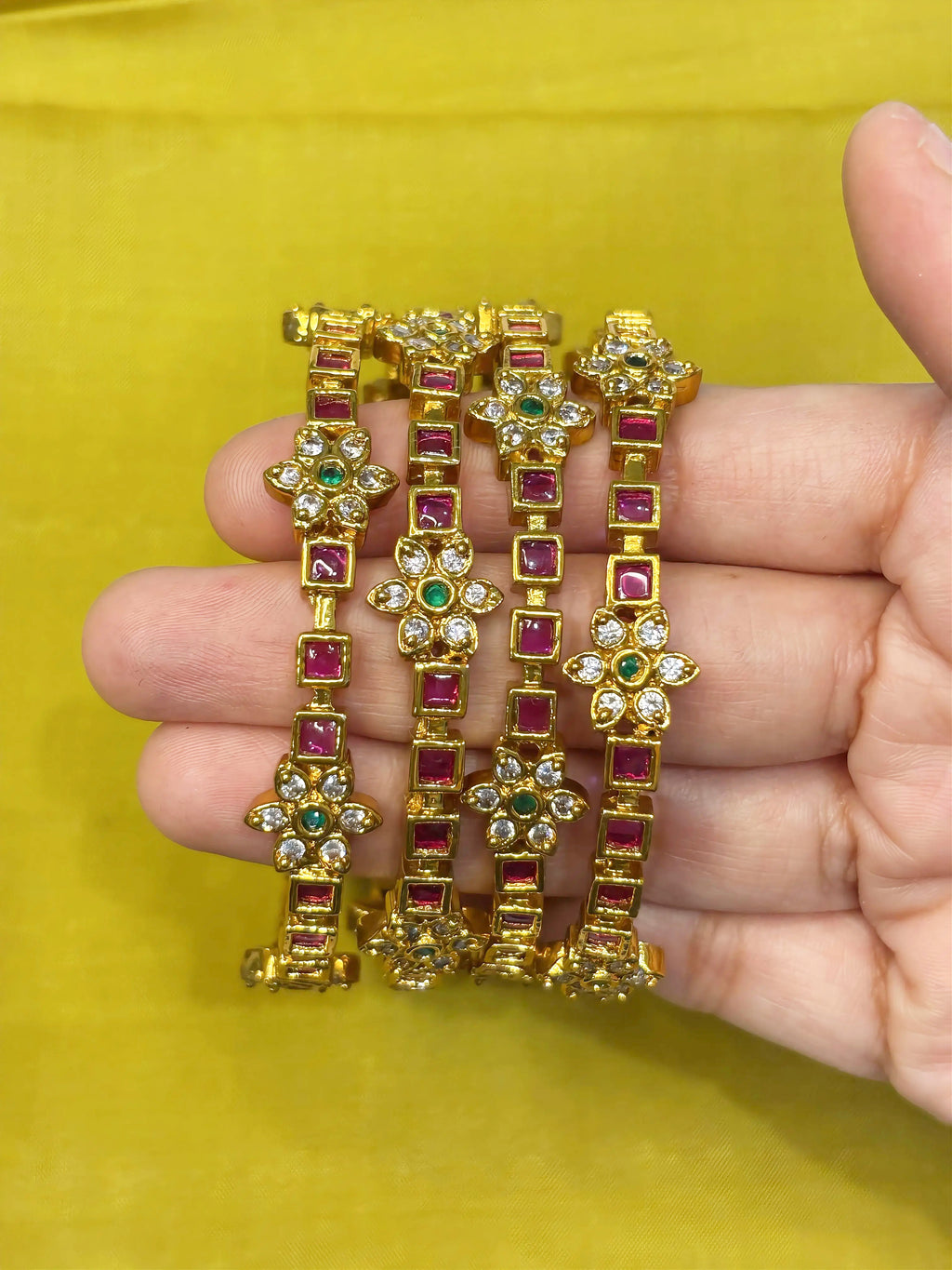 Ruby Square Bangles Set - RZ536