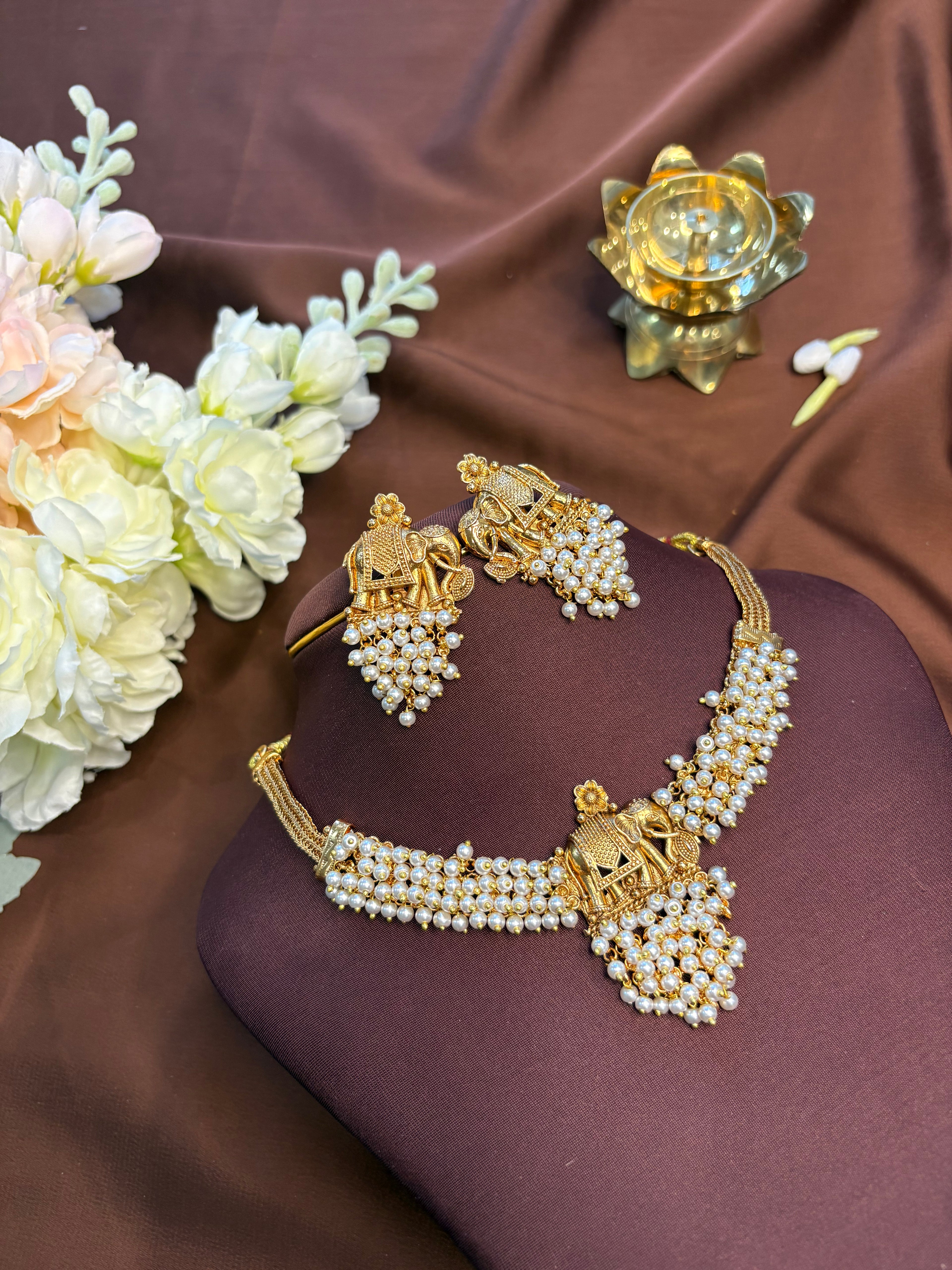 Elephant Bunch Pearl Necklace Set - RZ502
