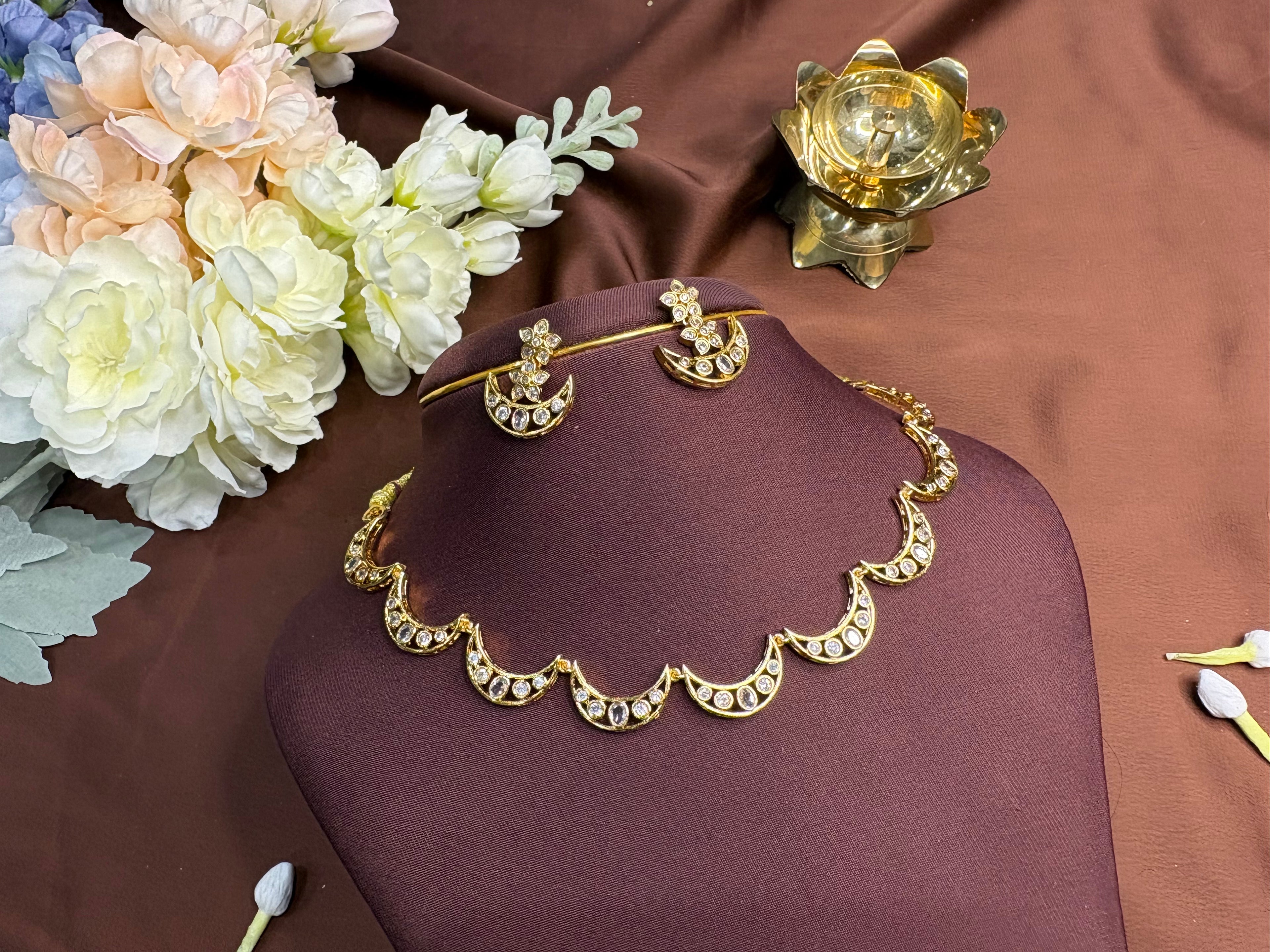 Half Moon Necklace Set - RZ512