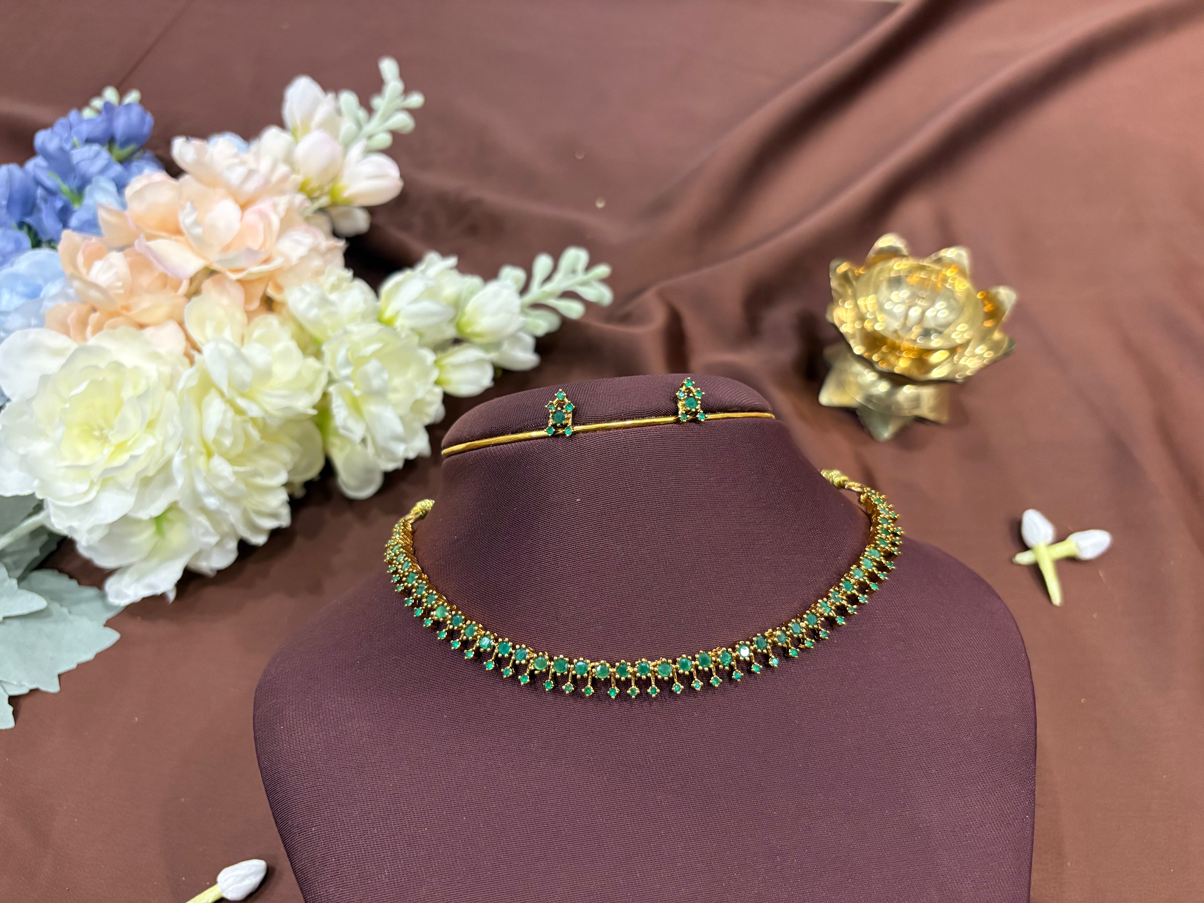 Round Cut Drops Necklace Set - RZ511