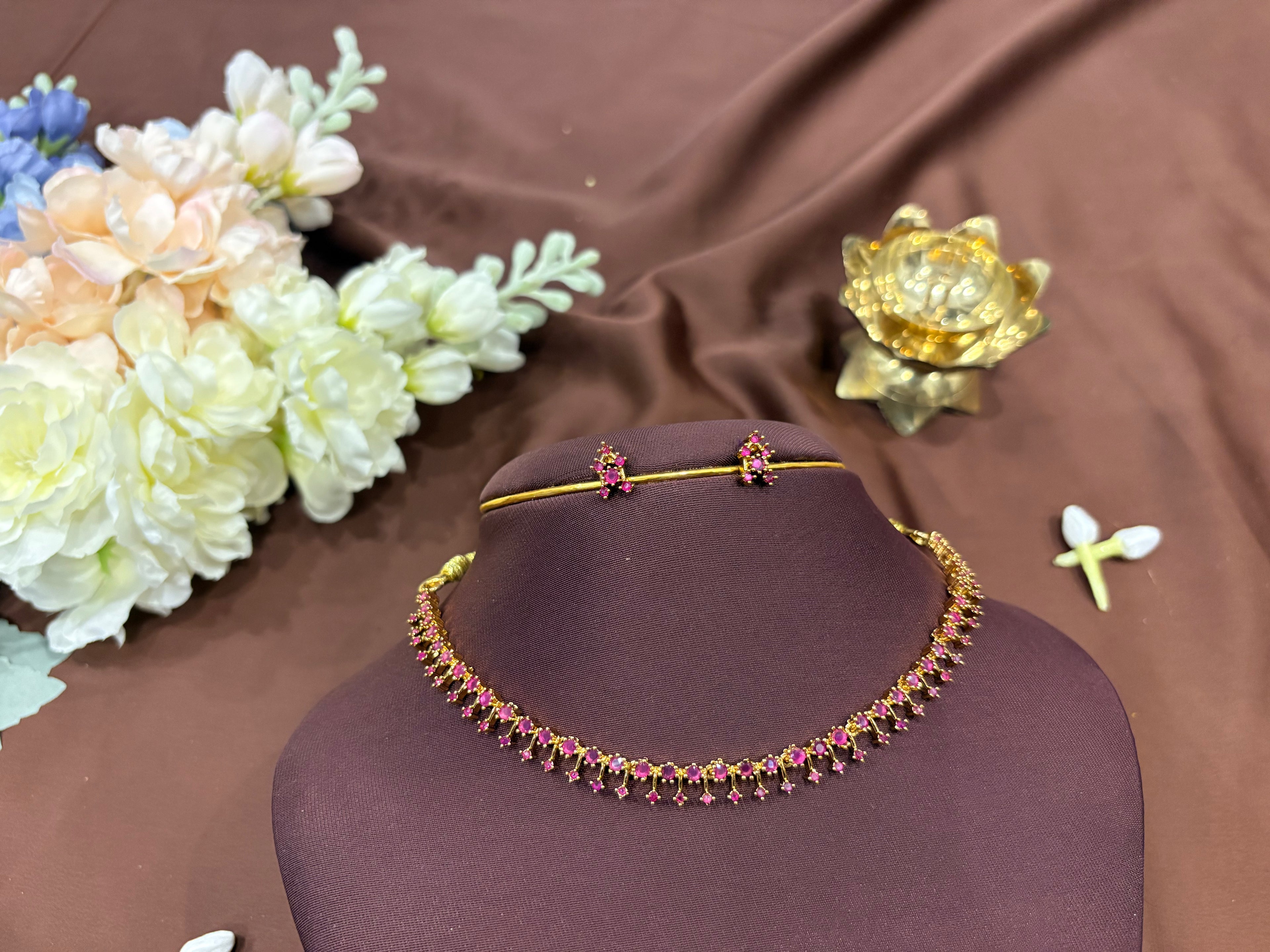 Round Cut Drops Necklace Set - RZ511