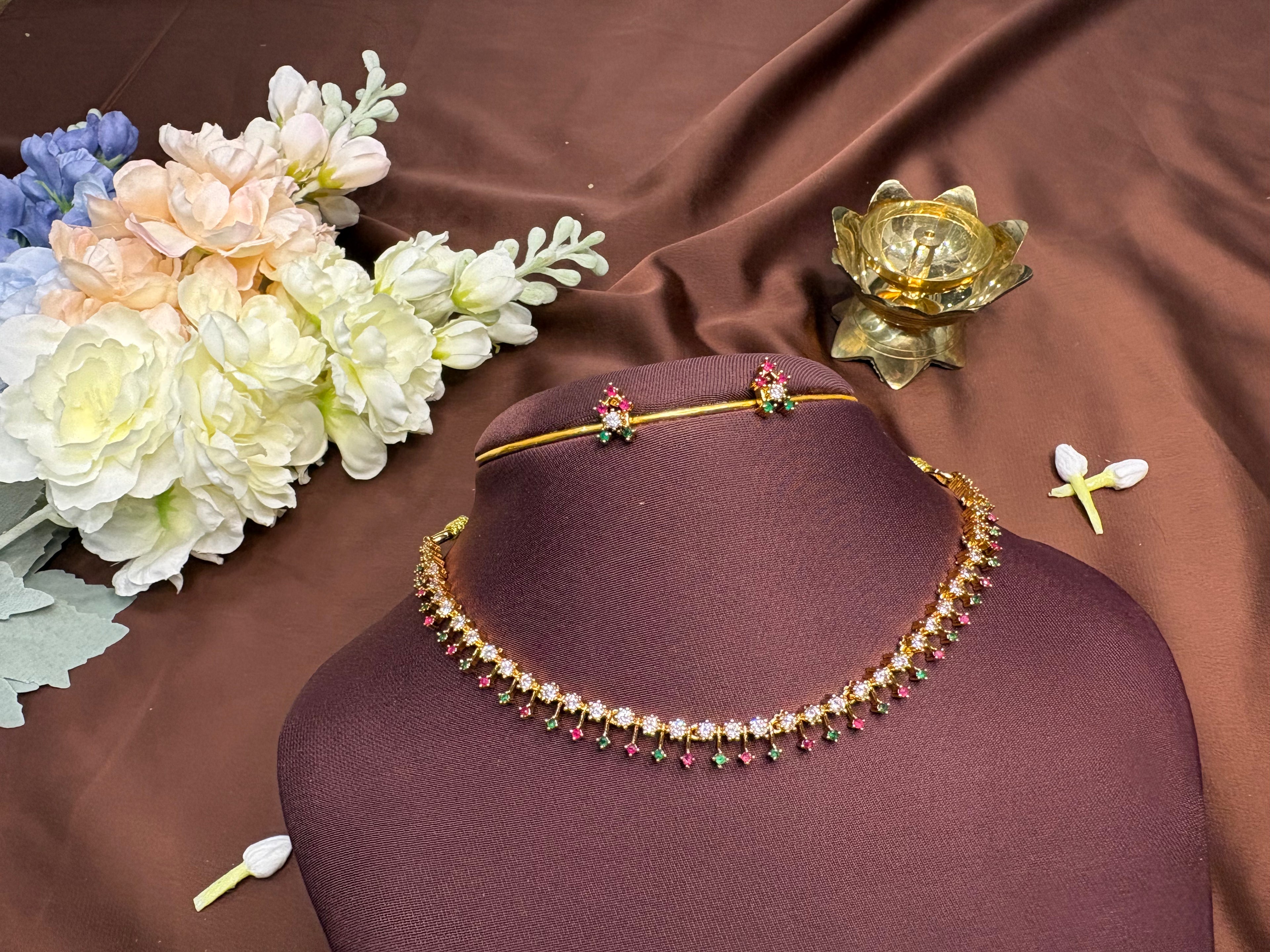 Round Cut Drops Necklace Set - RZ511